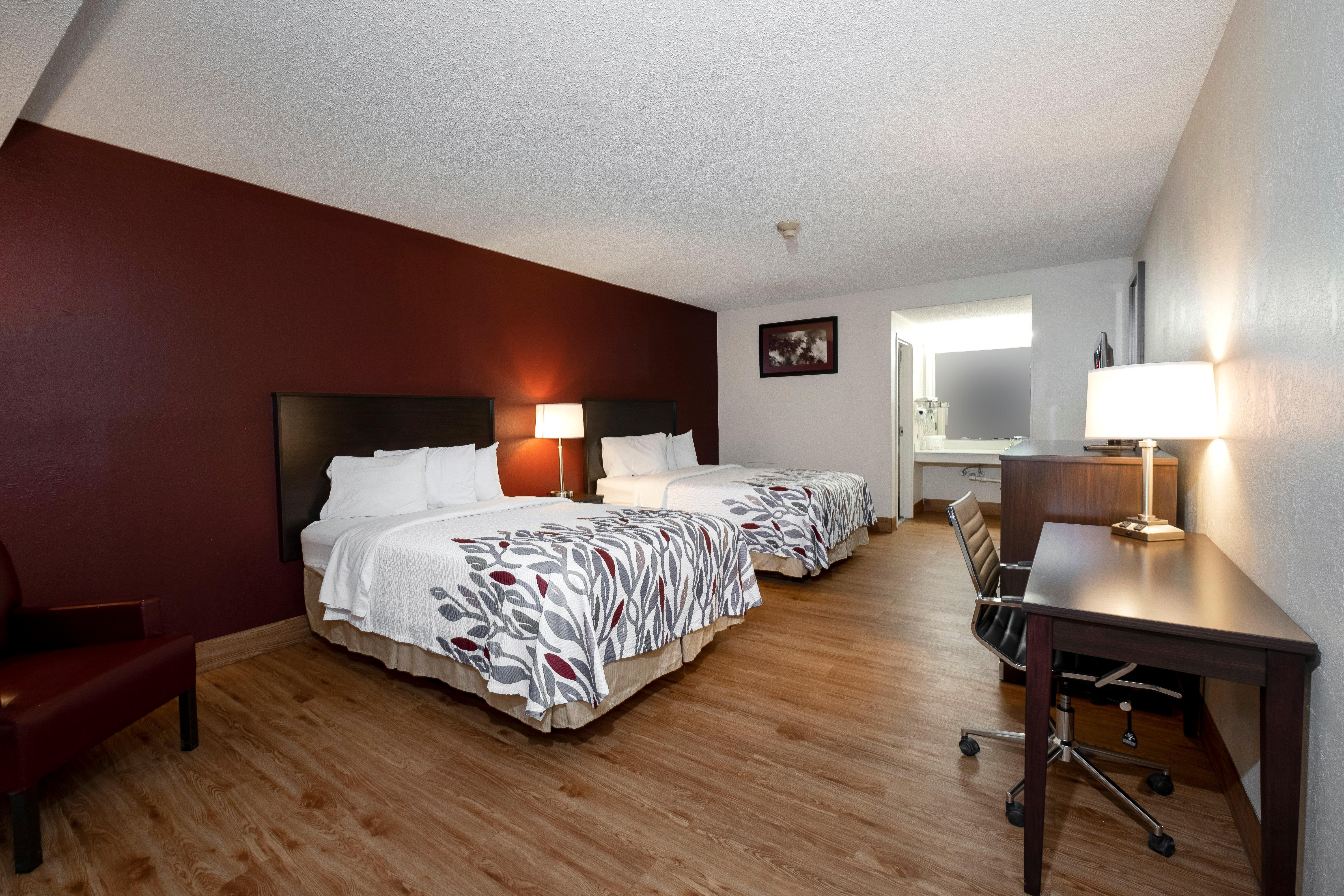 Red Roof Inn Marion, Va Exterior photo